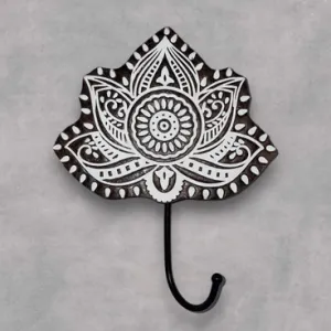 Floral Crown – Hand Carved Wall Hook