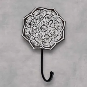 Dot Petal – Hand Carved Wall Hook