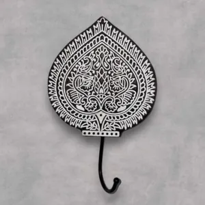 Leaf Edge – Hand Carved Wall Hook